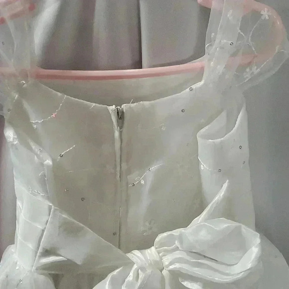 Sweet kids bridal dress - Picture 4 of 16